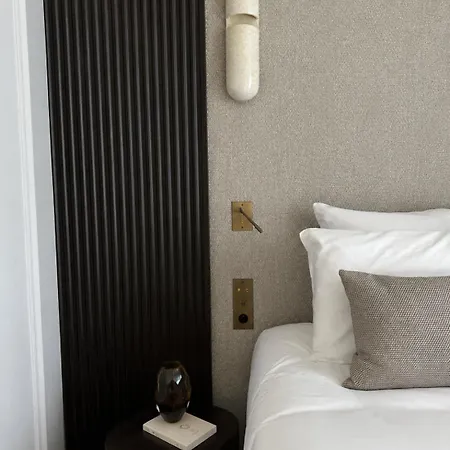 Madame Luxury 3br 6p With Ac * Parijs